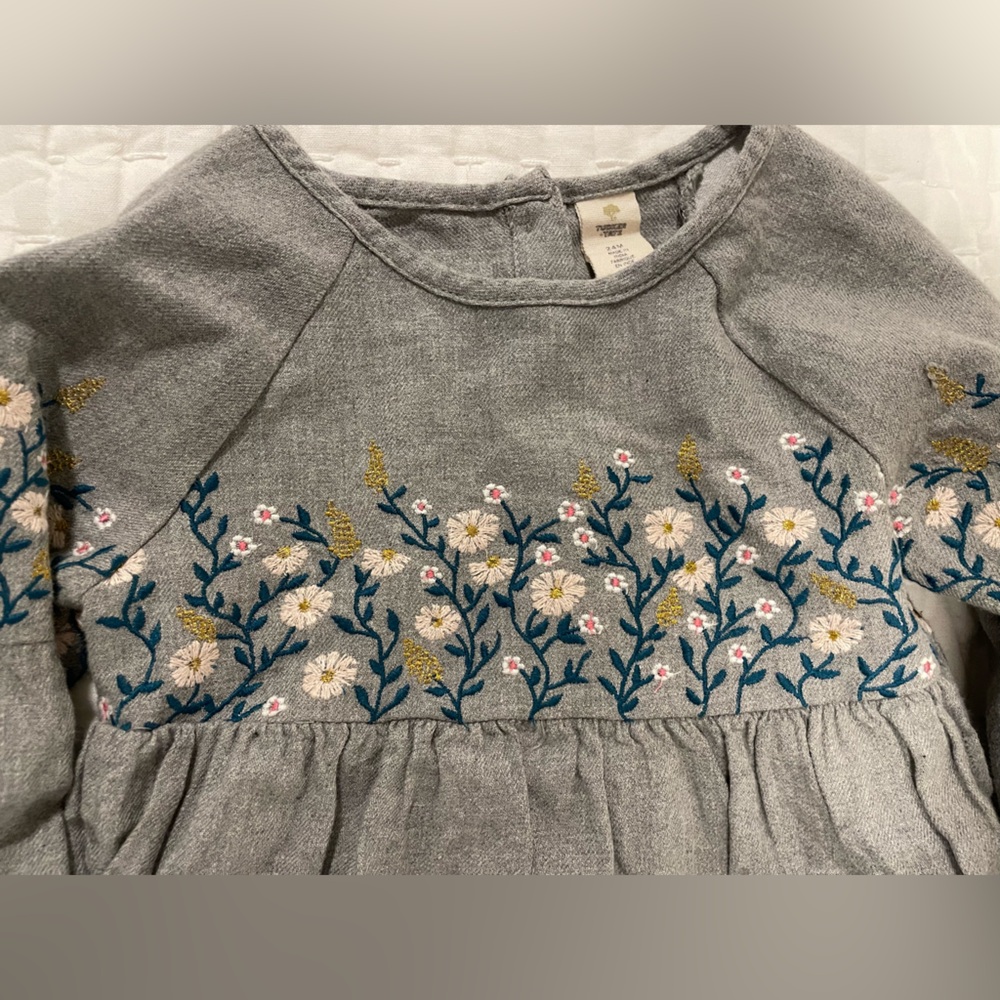 Tucker + Tate Embroidered Baby Girl Dress and Bloomers Size 24 Months - Picture 3 of 8